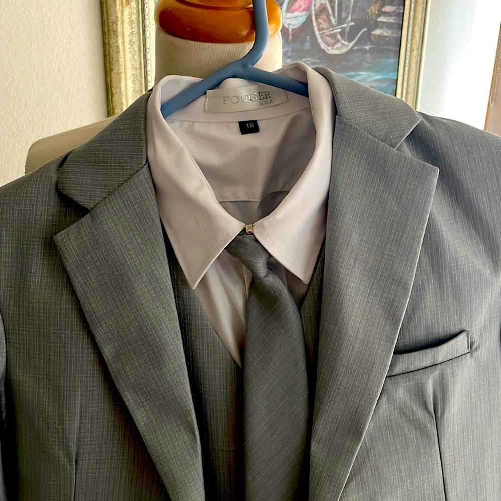 Forger boys five piece suit